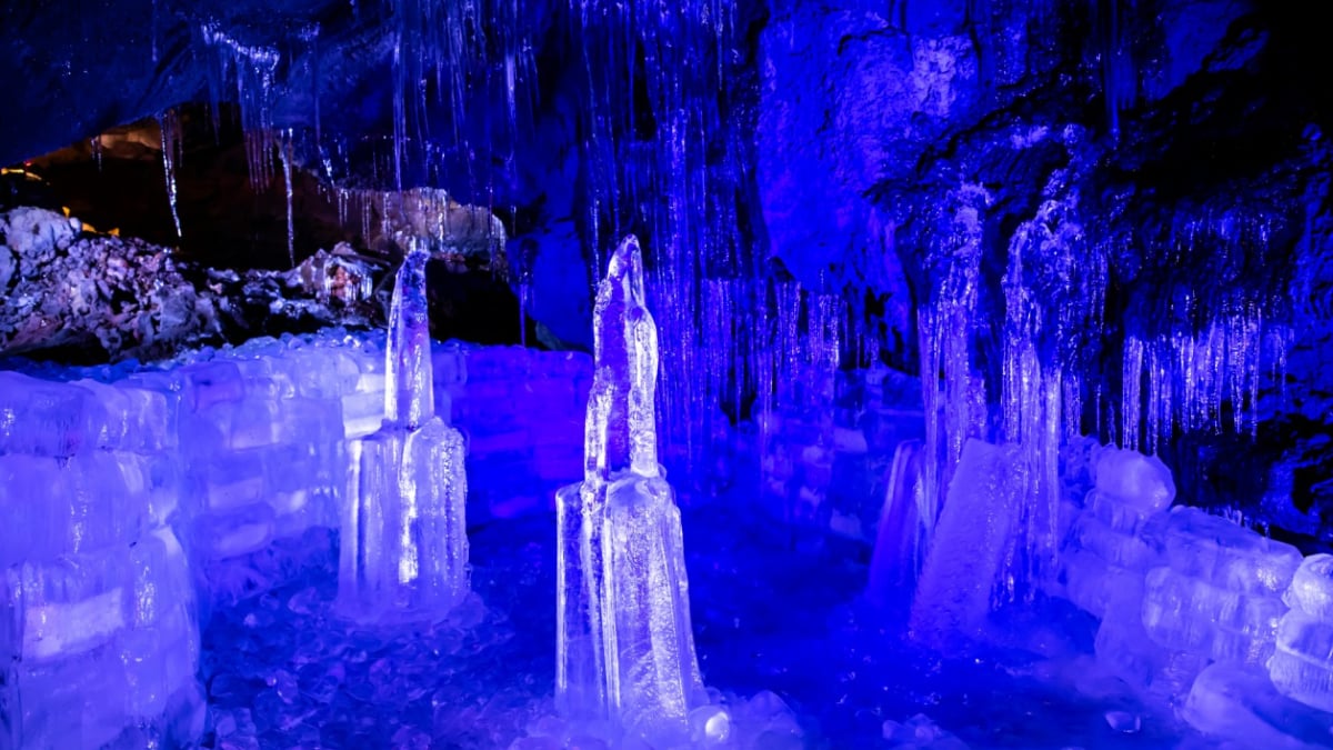 富岳風穴&鳴沢氷穴|富士山が創りあげた神秘の世界へようこそ! – skyticket 観光ガイド