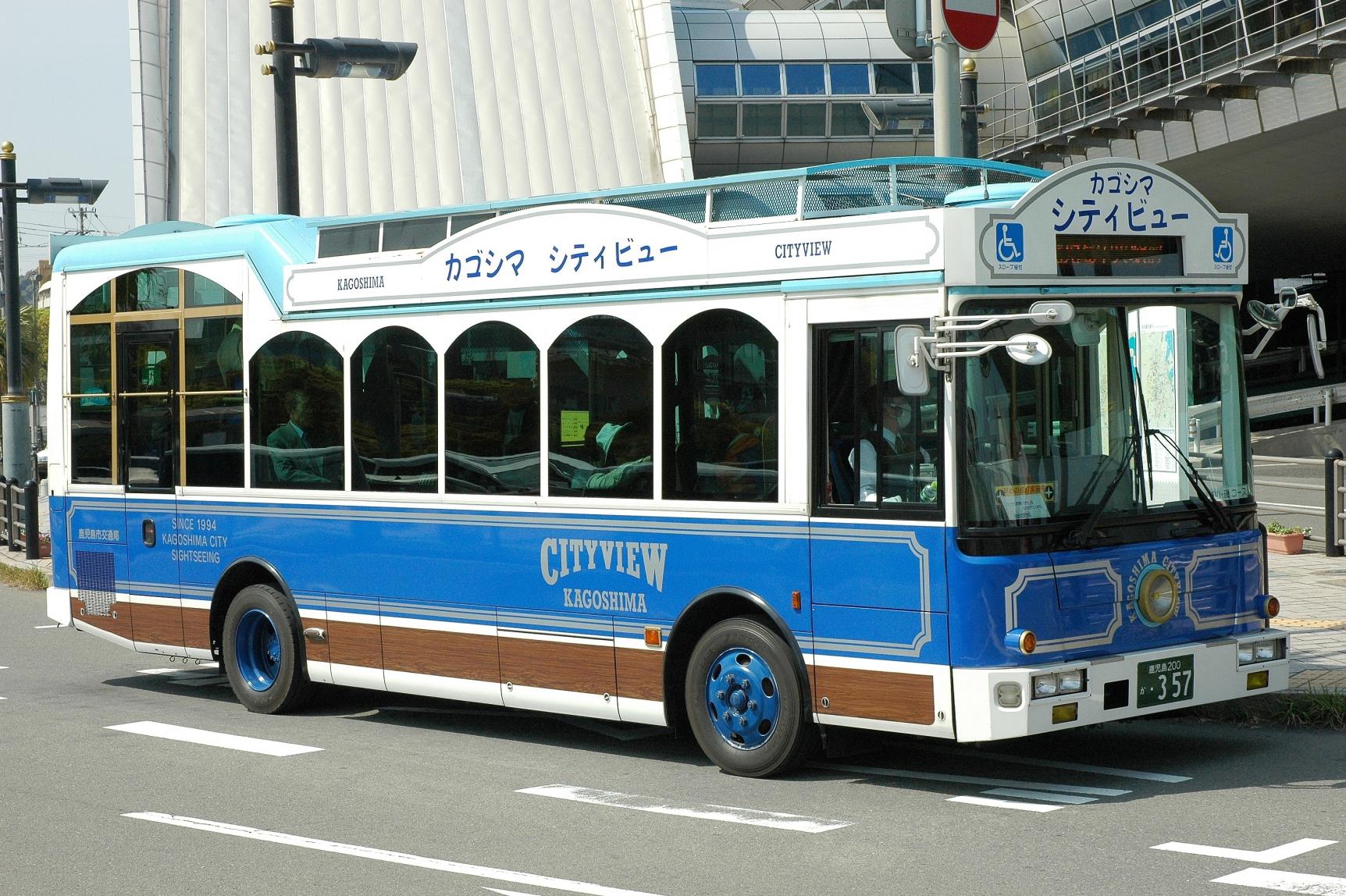 乗り放題の観光バス「カゴシマシティビュー」で、 気になる鹿児島市内の人気スポットを短時間で巡っちゃおう！ | 特集 | 【公式】鹿児島市の観光 ・旅行情報サイト｜かごしま市観光ナビ