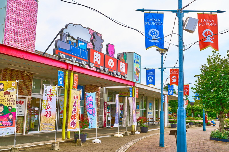 藤岡市の美味しいパン屋さん「ららんベーカリー」｜肉の駅 初の直営ベーカリーが＂ららん藤岡＂にグランドオープン！ | 群情色。(ぐんじょういろ)