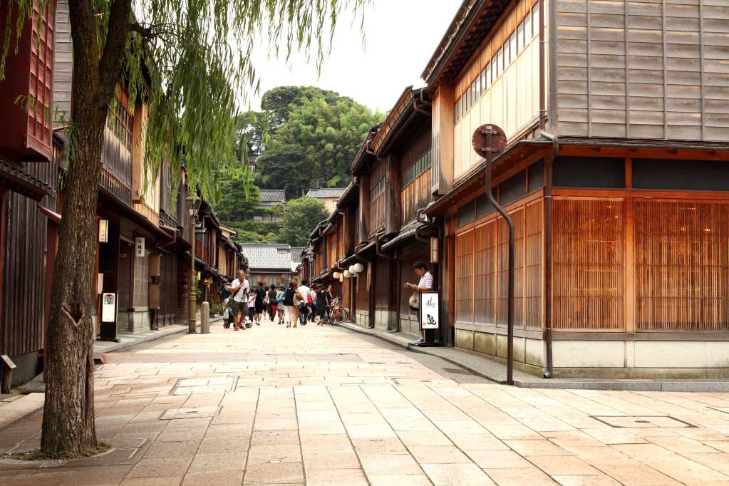 金沢観光モデルコース】名所を厳選!サクっと半日で巡る初めての金沢